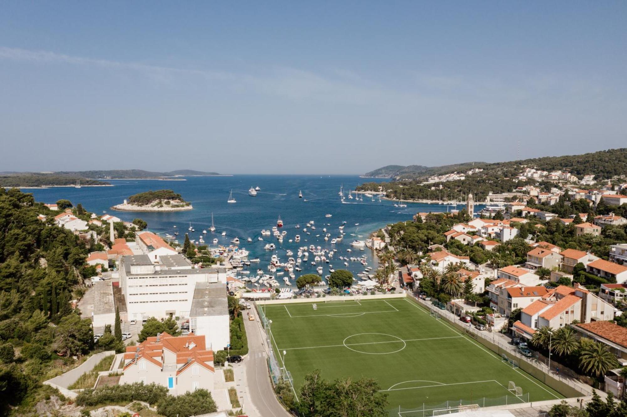 Apartments Sunny Elza Hvar Town Exteriér fotografie